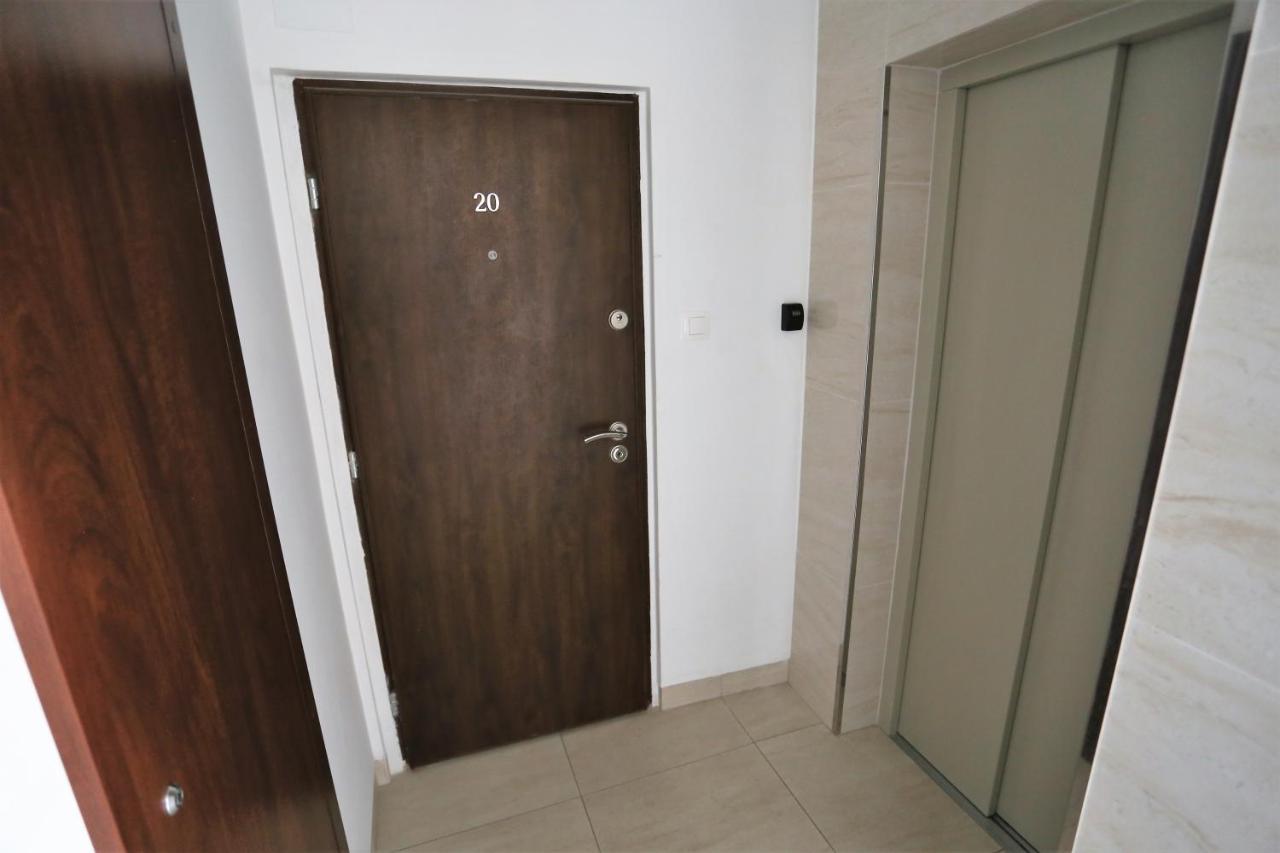Apartament Mgm Karmelicka Warsaw Ngoại thất bức ảnh